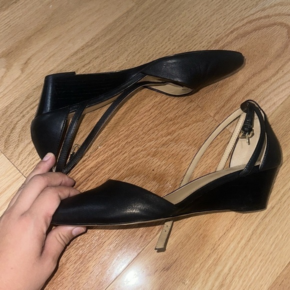 Talbots black genuine leather pointed mini women’s heels - Picture 6 of 9